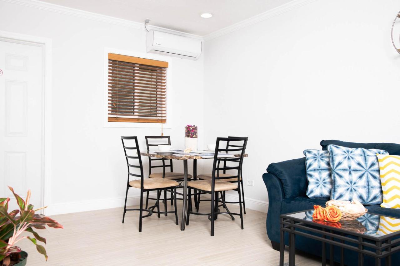 Sheer Bliss Beachview Apt #1 George Town Exterior foto